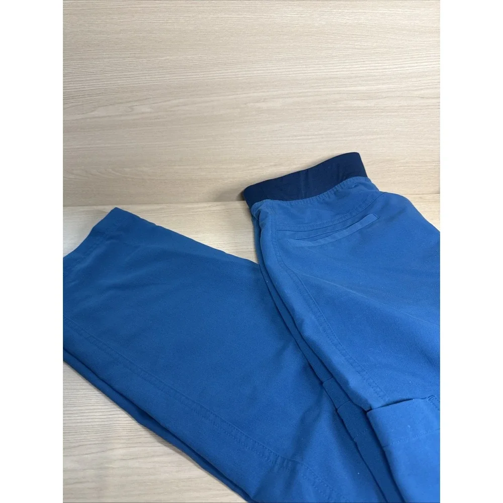 FIGS Men's M Leon Two -‎ Pocket Scrub Top FM1500 Axim Pants Tech Collection Aqua